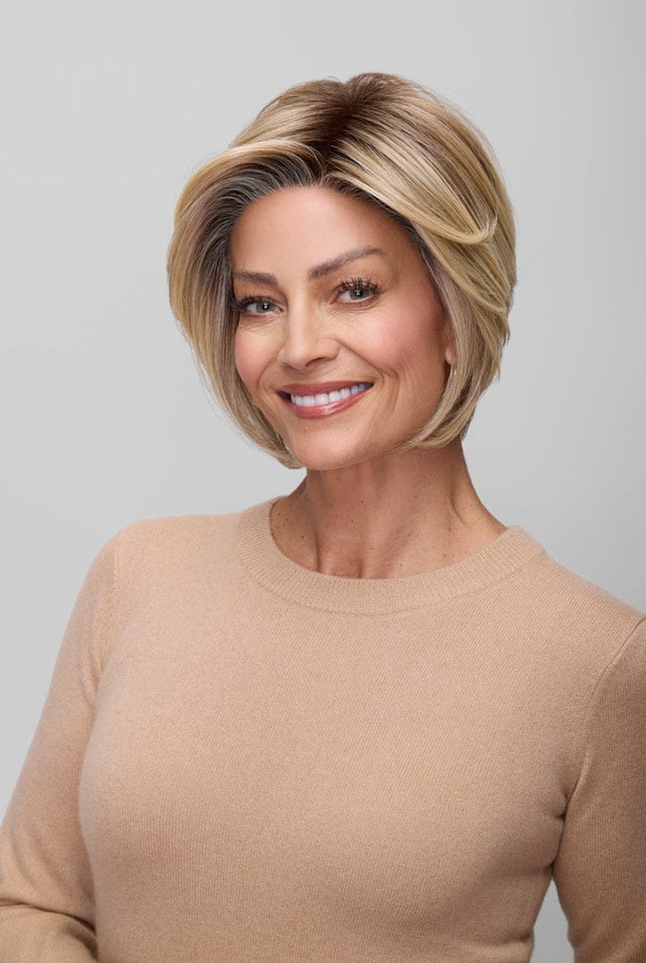 Woman wearing Ivy wig by Jon Renau in 12FS8 | Front