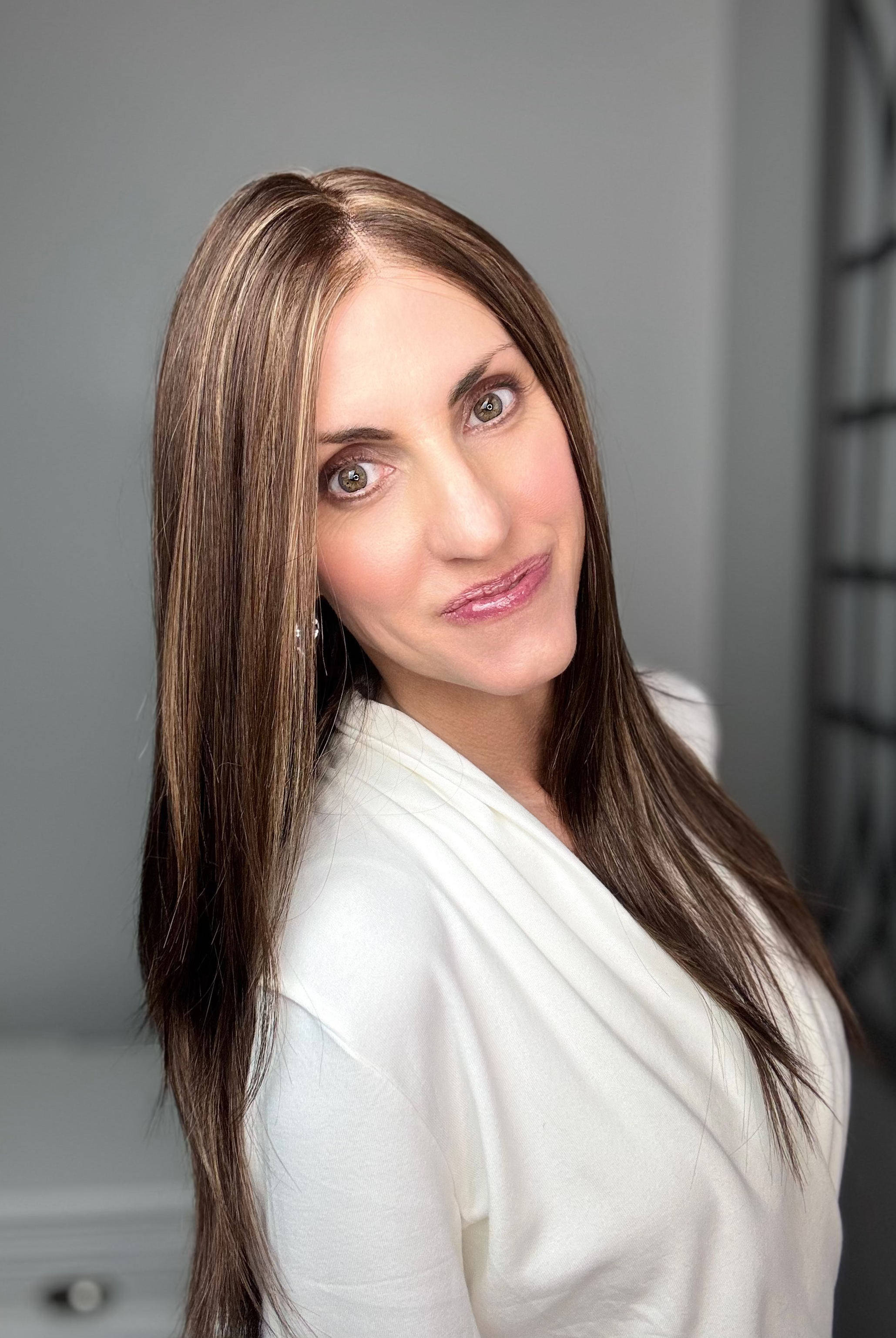 Woman with long brown wig (Violet by Henry Margu in 8/14H)