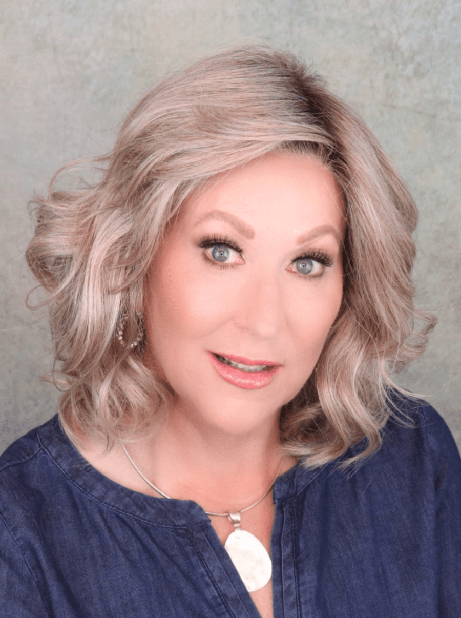 Editor's Pick Elite by Raquel Welch | HF Synthetic Lace Front Wig | Hand Tied - Wig Studio 1