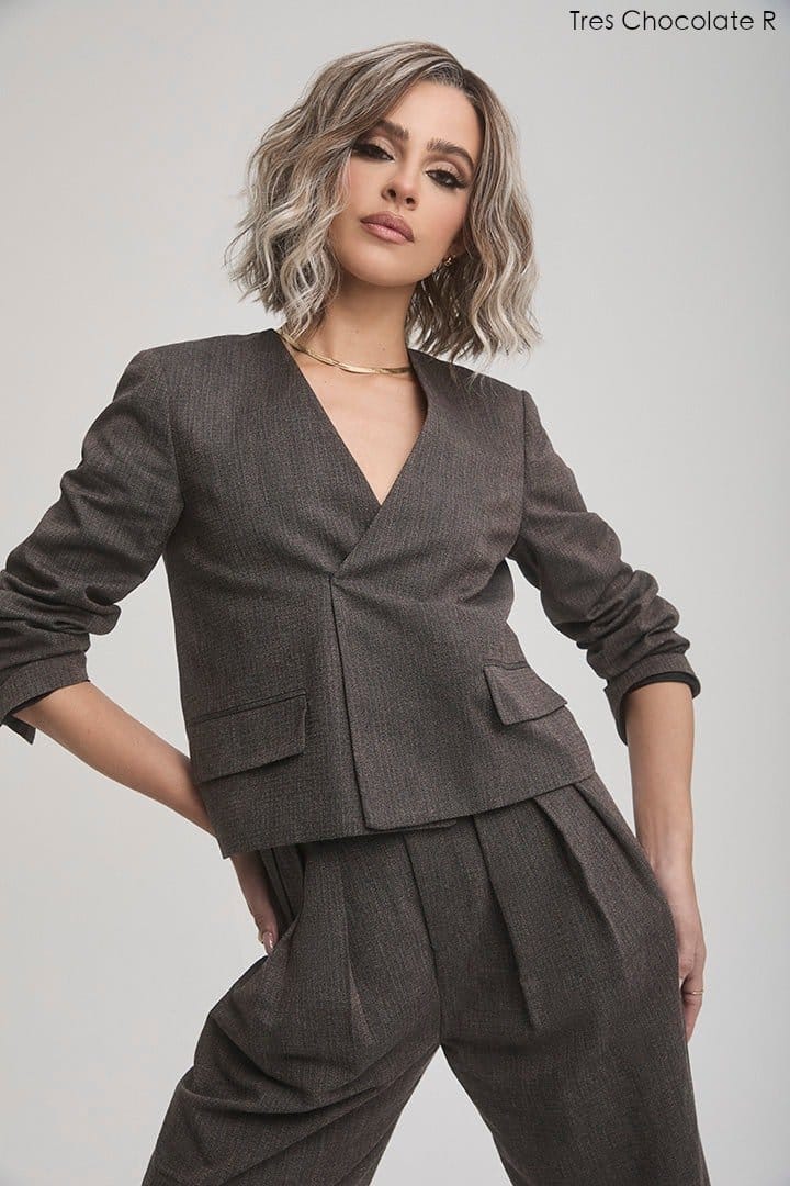 Open Box | Nyx Wig by Rene of Paris | Average Cap | Truffle Ribbon - R - Wig Studio 1