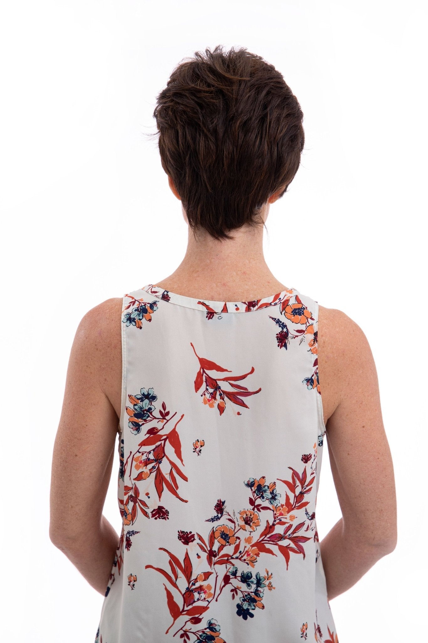 Open Box | S100 Hope wig by WigPro | Heat Friendly Synthetic Hair | Average Cap | 32/130 - Wig Studio 1