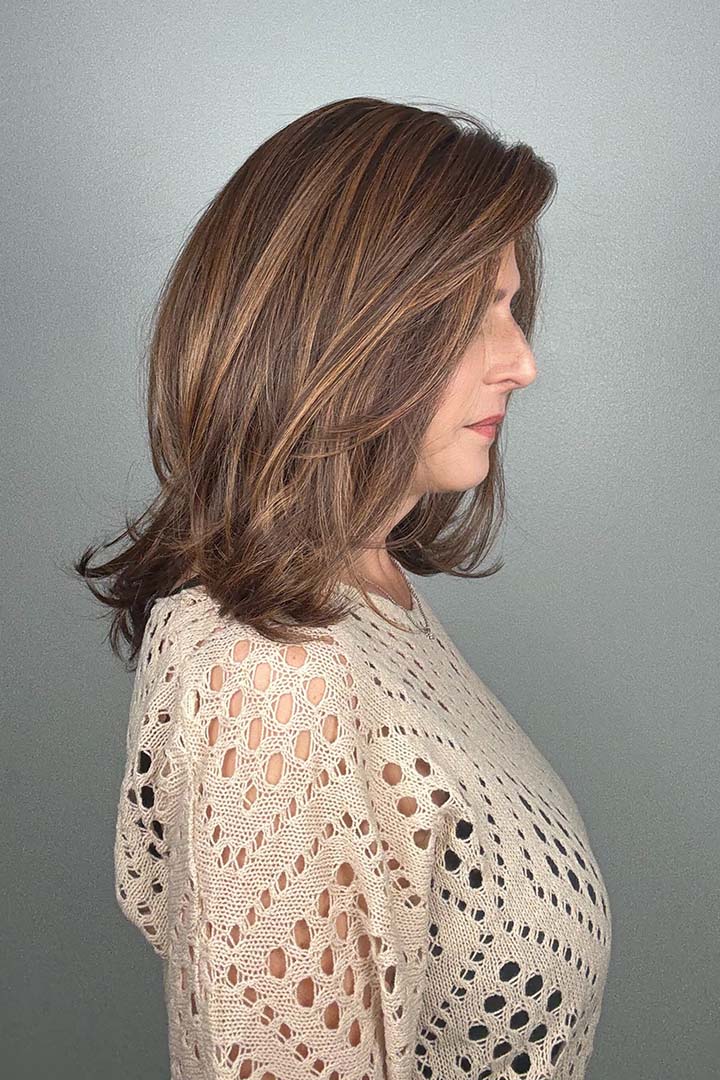 Showrunner by Raquel Welch | HF Synthetic Lace Front Wig | Mono Top - Wig Studio 1