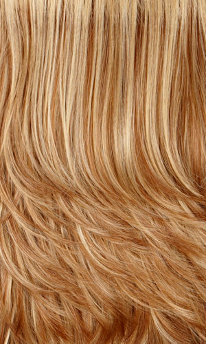 27/26H | Gold blonde with glazed strawberry blonde highlights