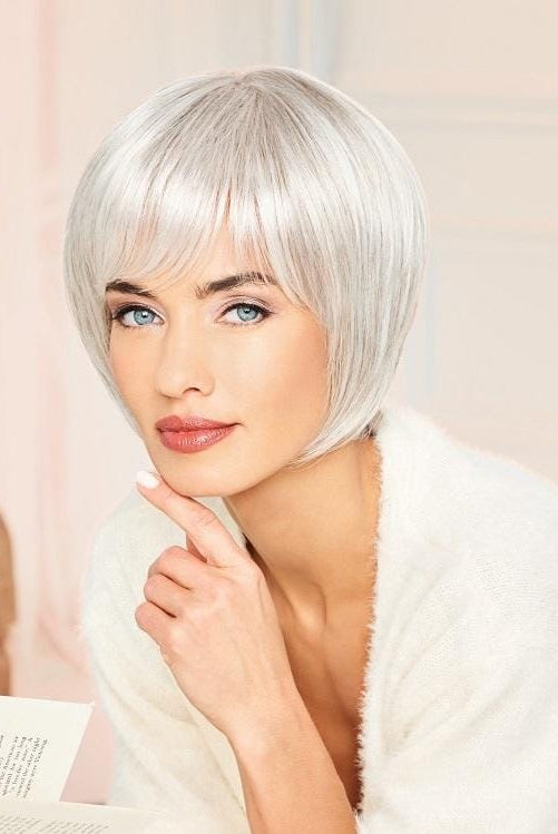 Cameo Cut Wig by Gabor