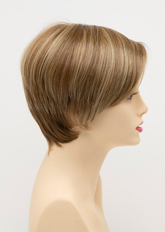 Dark Blonde | A warm honey blonde with soft low-lights and gentle high-lights blended in