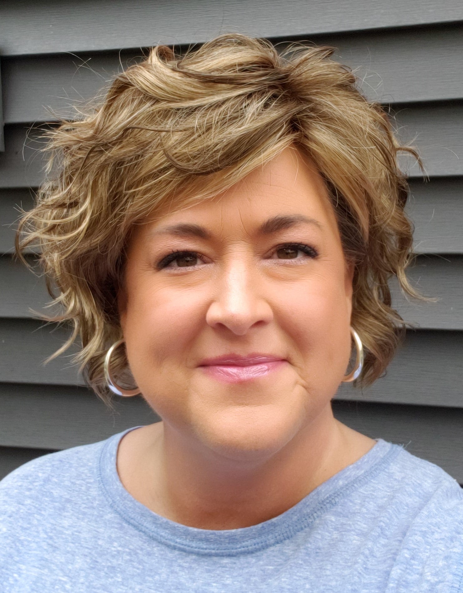 Fresh Chic Synthetic Lace Front Wig by Gabor | Mono Part - Wig Studio 1