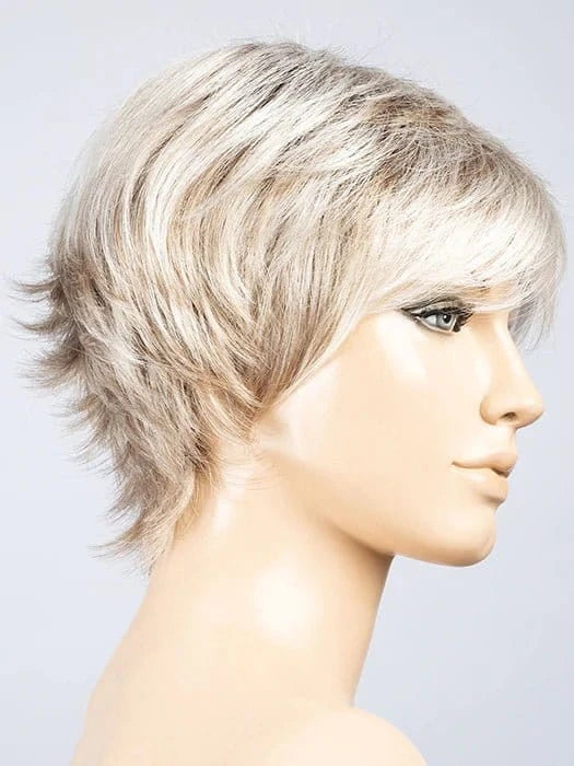 Ivory Blonde Shaded | Pearl platinum with dark ash blonde and silver white blend with dark shaded roots