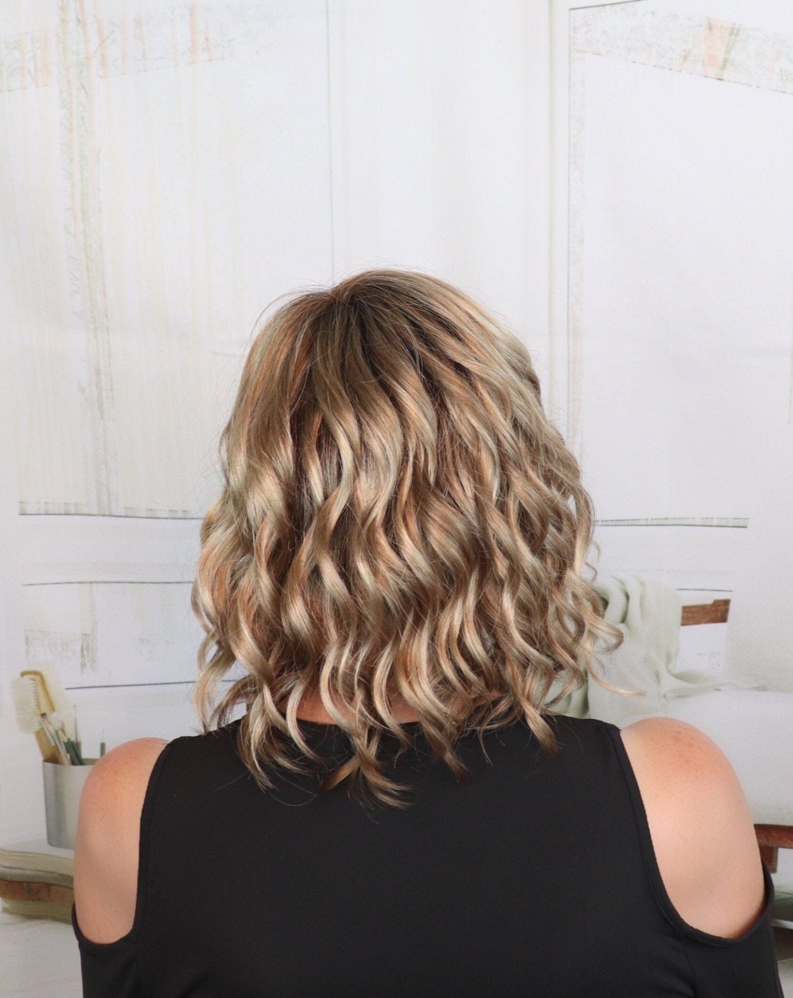 Julianne Lite by Jon Renau | Synthetic Lace Front Wig | Hand Tied - Wig Studio 1