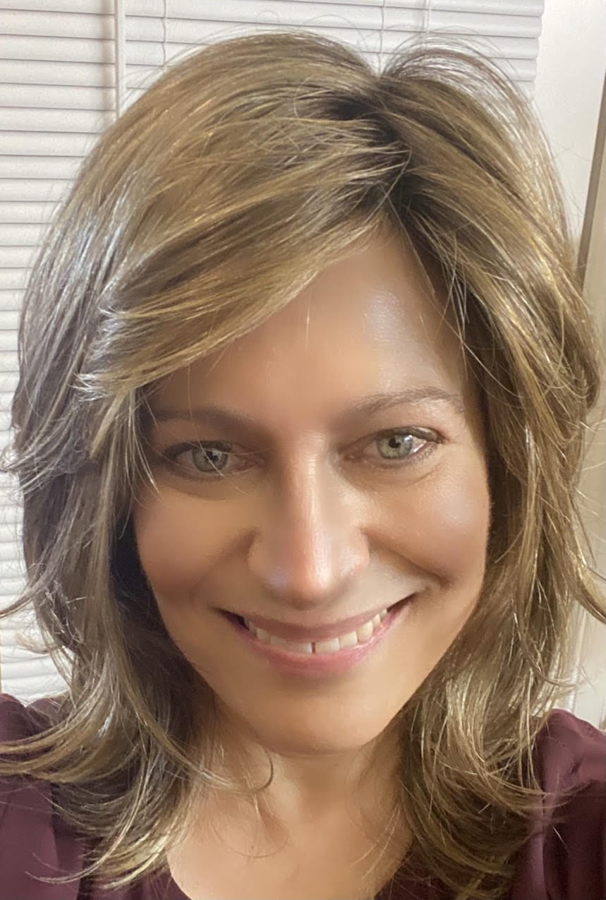 Ocean by Ellen Wille | Synthetic Wig | Mono Part - Wig Studio 1