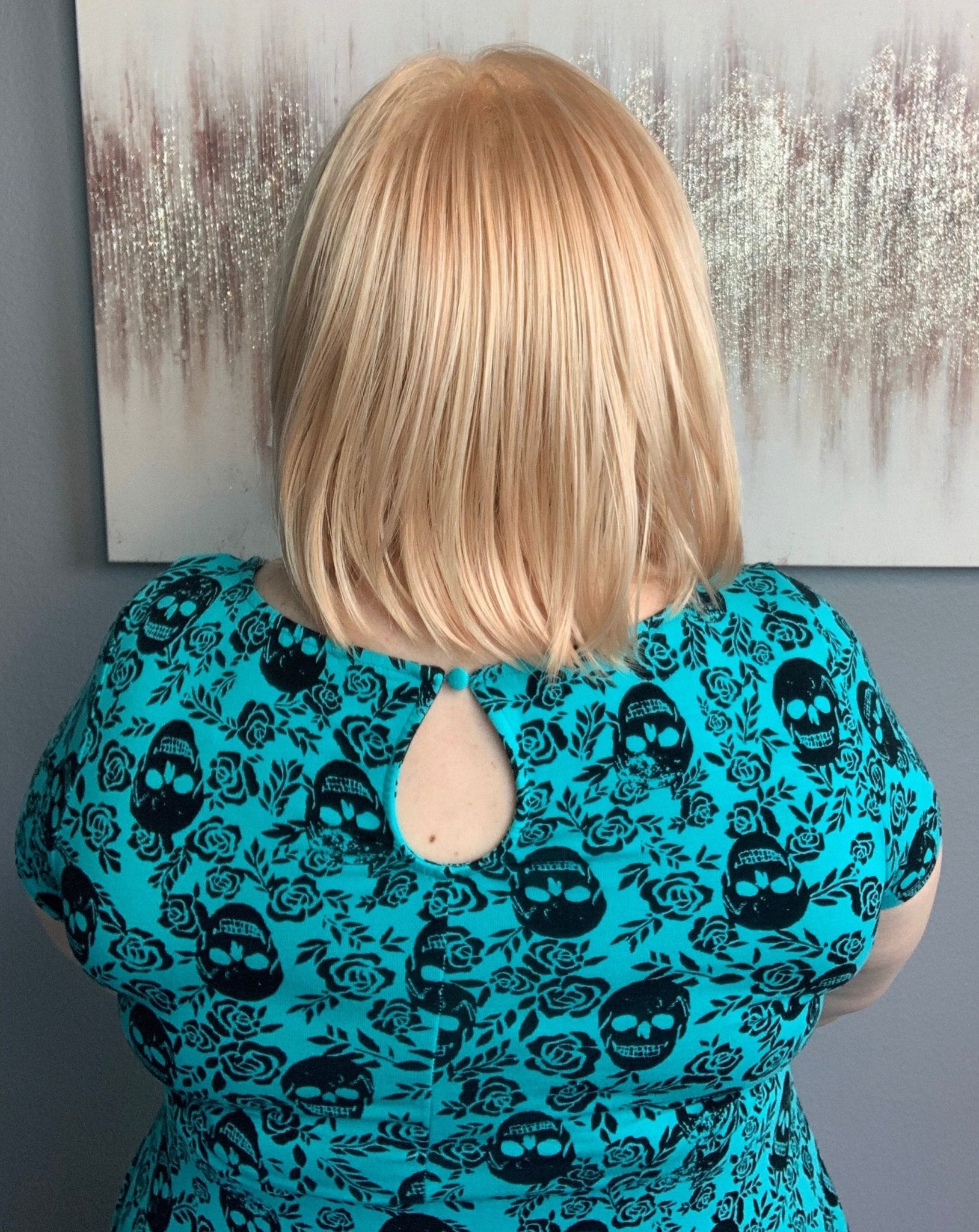 Open Box | Alva Synthetic Wig by Noriko | Basic Cap | Chocolate Frost - R - Wig Studio 1