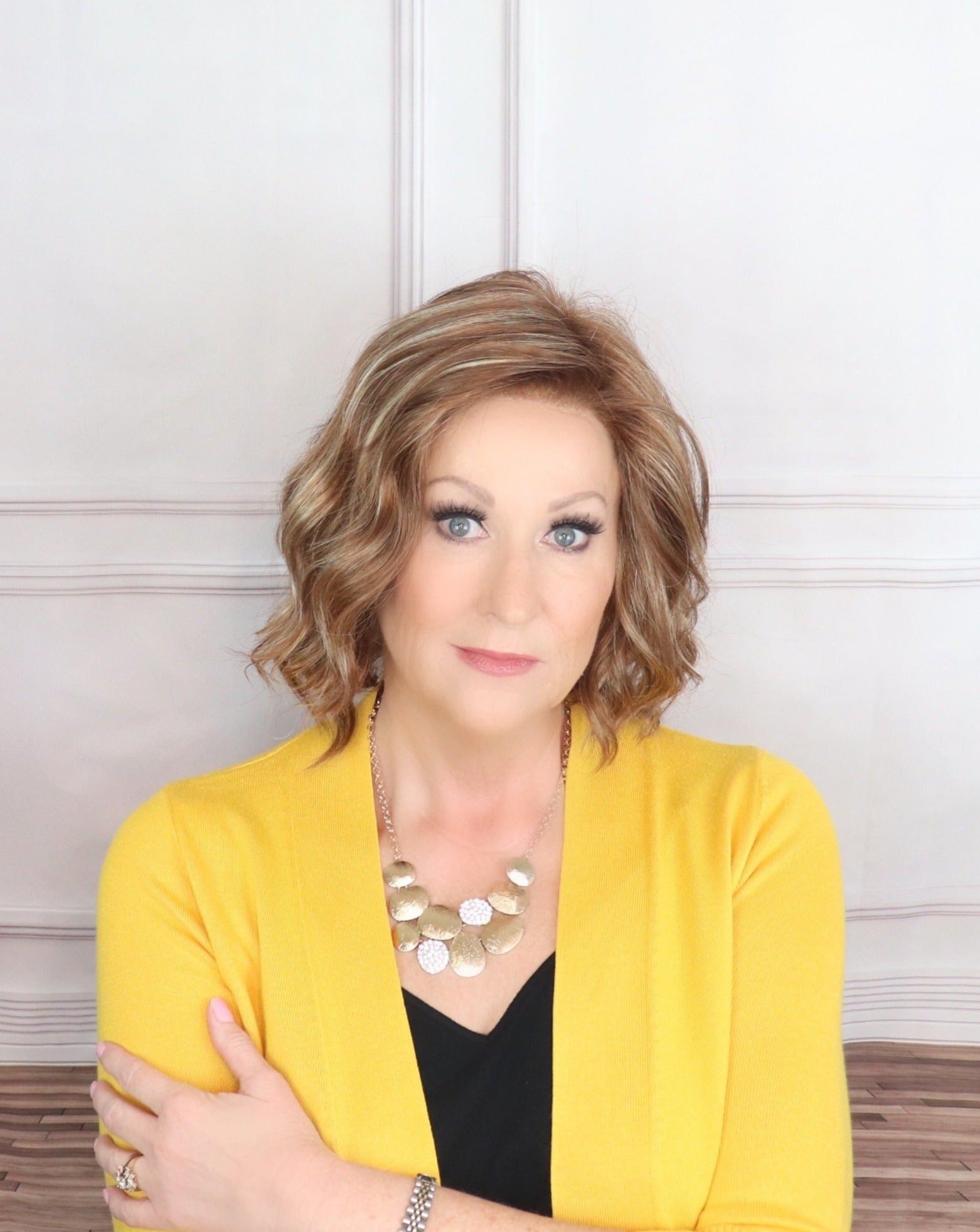 Open Box | January by Jon Renau | Synthetic Lace Front Wig | Hand Tied | 22F16SB - Wig Studio 1