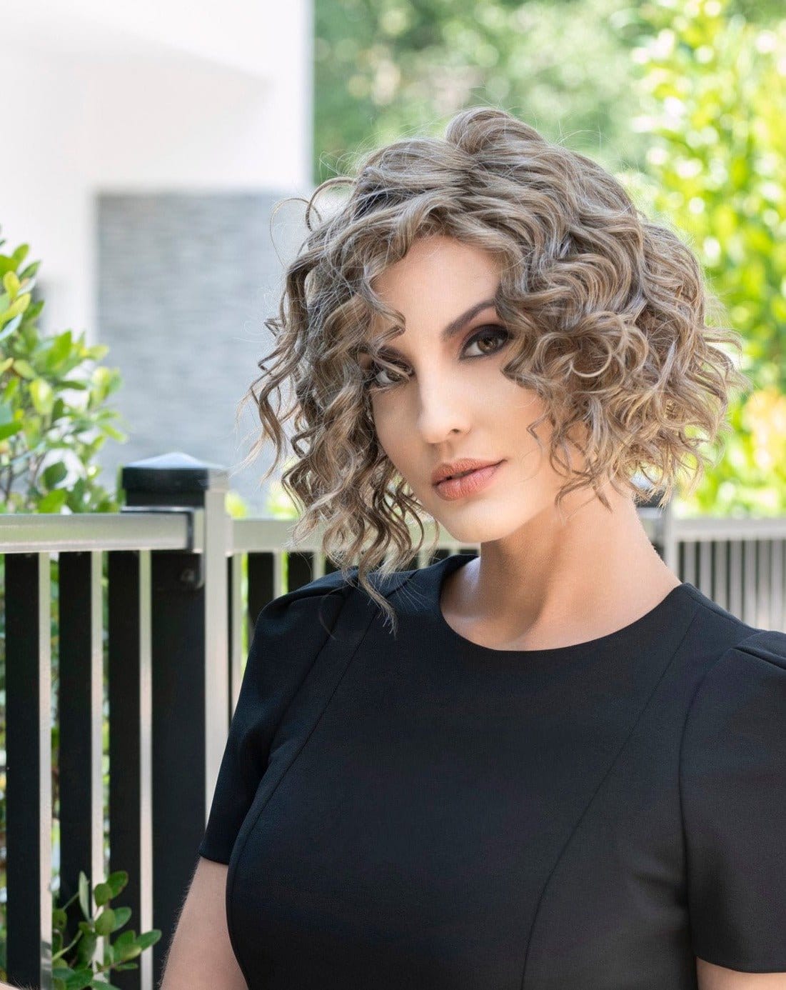 Open Box | Jordan Wig by Envy | Human Hair/Heat Friendly Synthetic Blend Hair | Average Cap | Chocolate Caramel - Wig Studio 1