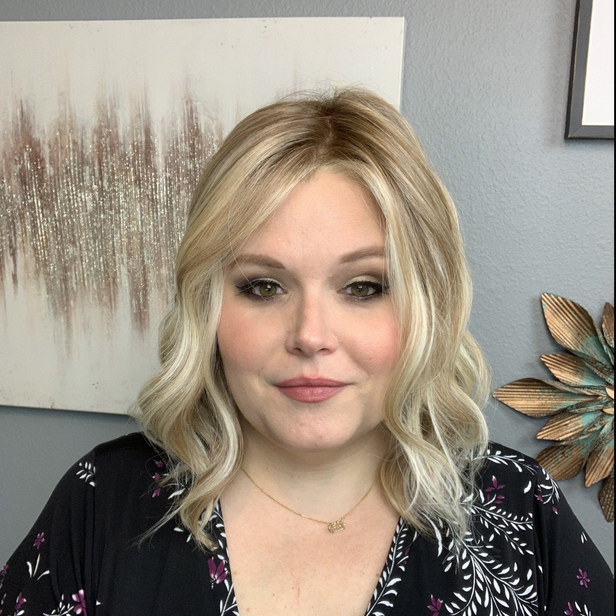 Open Box | Simmer Elite | HF Synthetic Lace Front Wig | Hand Tied | RL8/12SS - Wig Studio 1