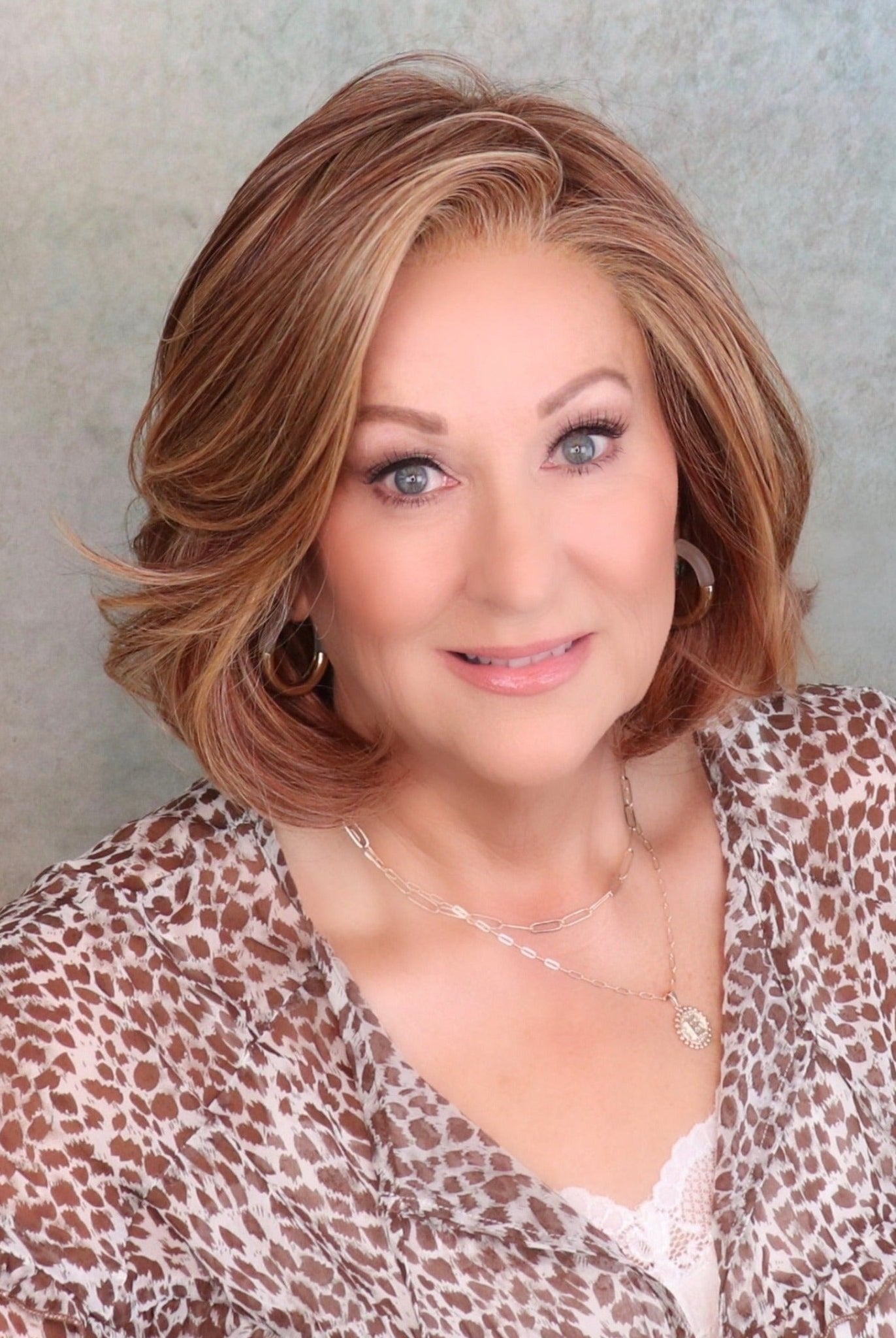 Open Box | Untold Story Hand Tied Wig by Raquel Welch | Average Cap | RL6/30 - Wig Studio 1