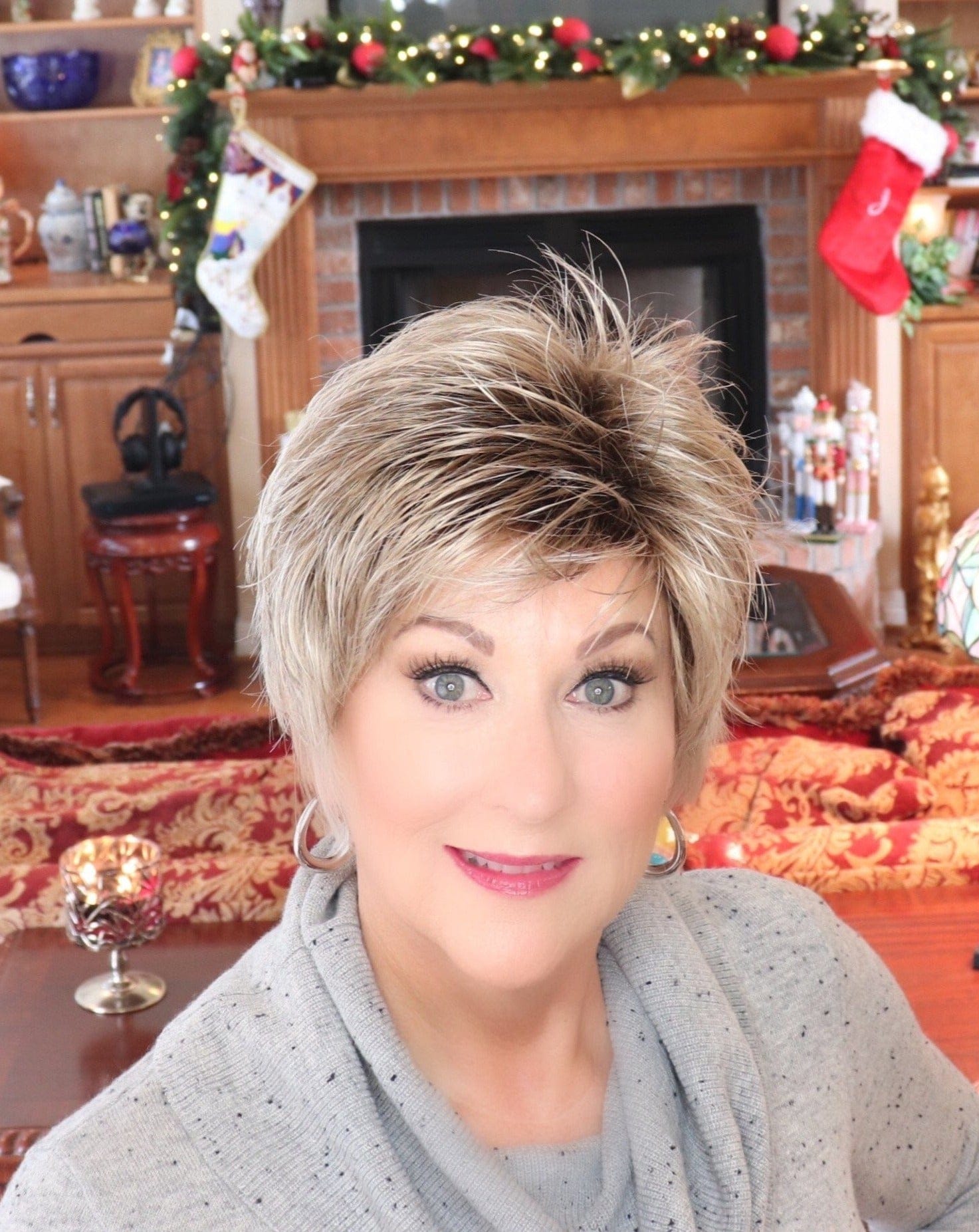 Sparkle by Raquel Welch | Synthetic Wig | Basic Cap - Wig Studio 1