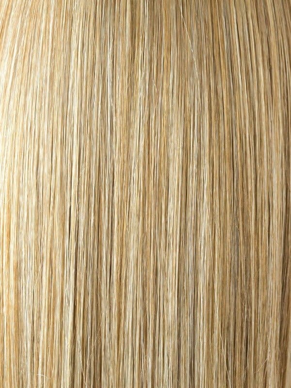 Spring Honey T | A perfect blend of warm honey blond and cool platinum blond. Lighter face line & hair ends complete a dimensional appearance