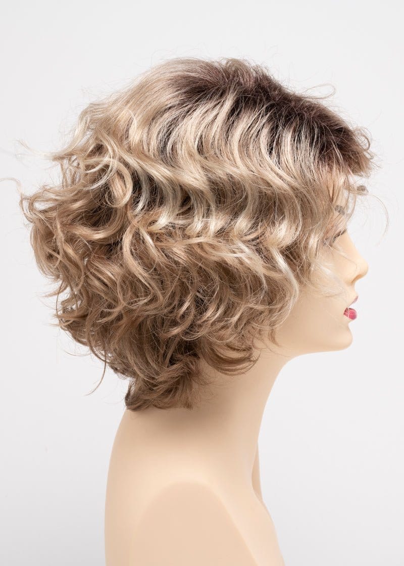 Sparkling Champagne | Chocolate brown roots with strawberry and soft golden blonde layered together
