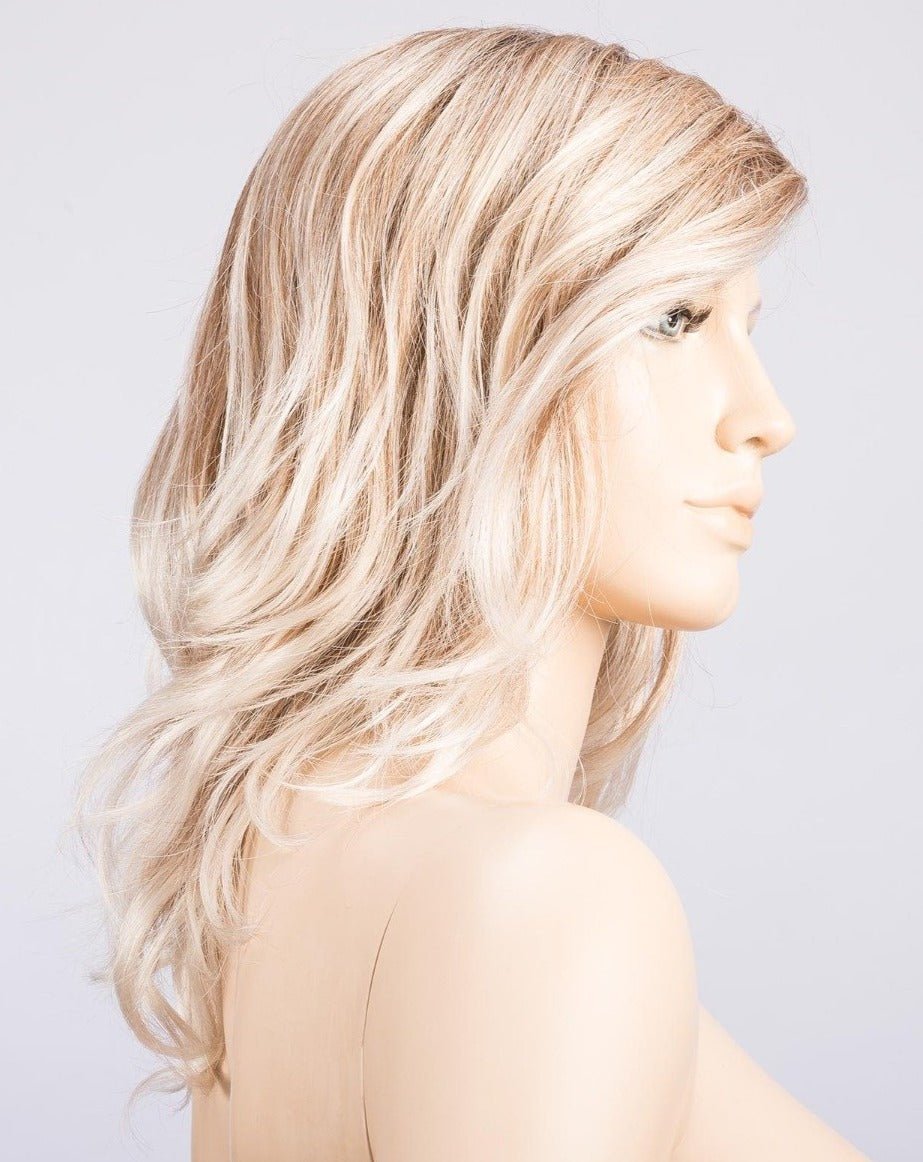 CANDY BLONDE ROOTED | Pearl platinum blonde mixed with light reddish brown and pure white