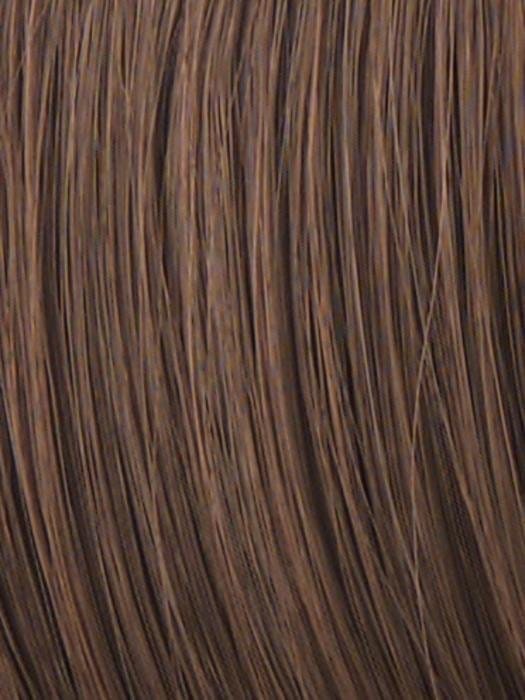 R830 | Ginger Brown | Warm, medium brown