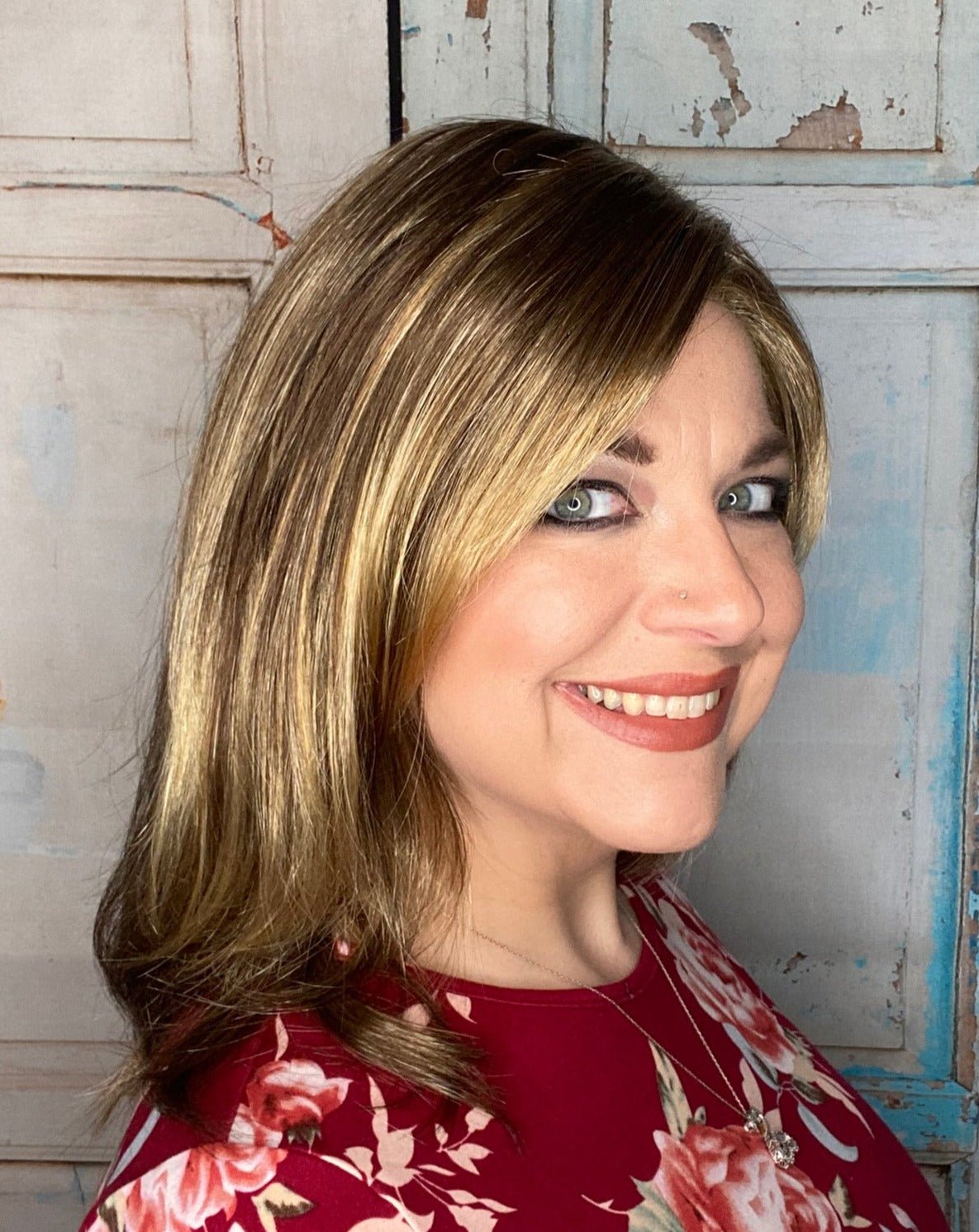 Watch Me Wow by Raquel Welch | Synthetic Lace Front Wig | Mono Crown - Wig Studio 1