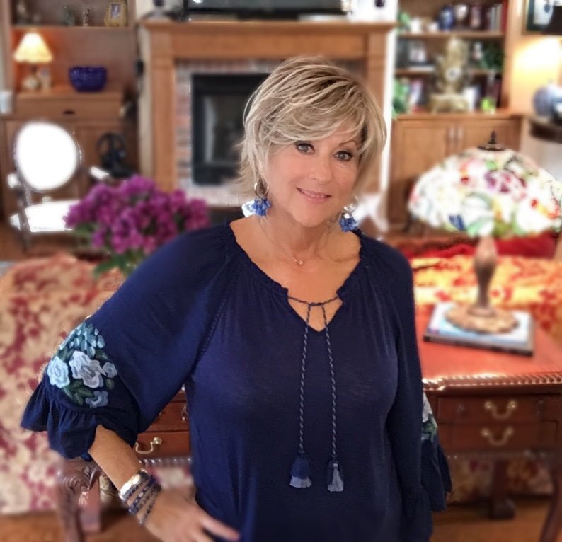 Crazywigladay's Review of Mimosa in Butterbeer Blonde - Wig Studio 1