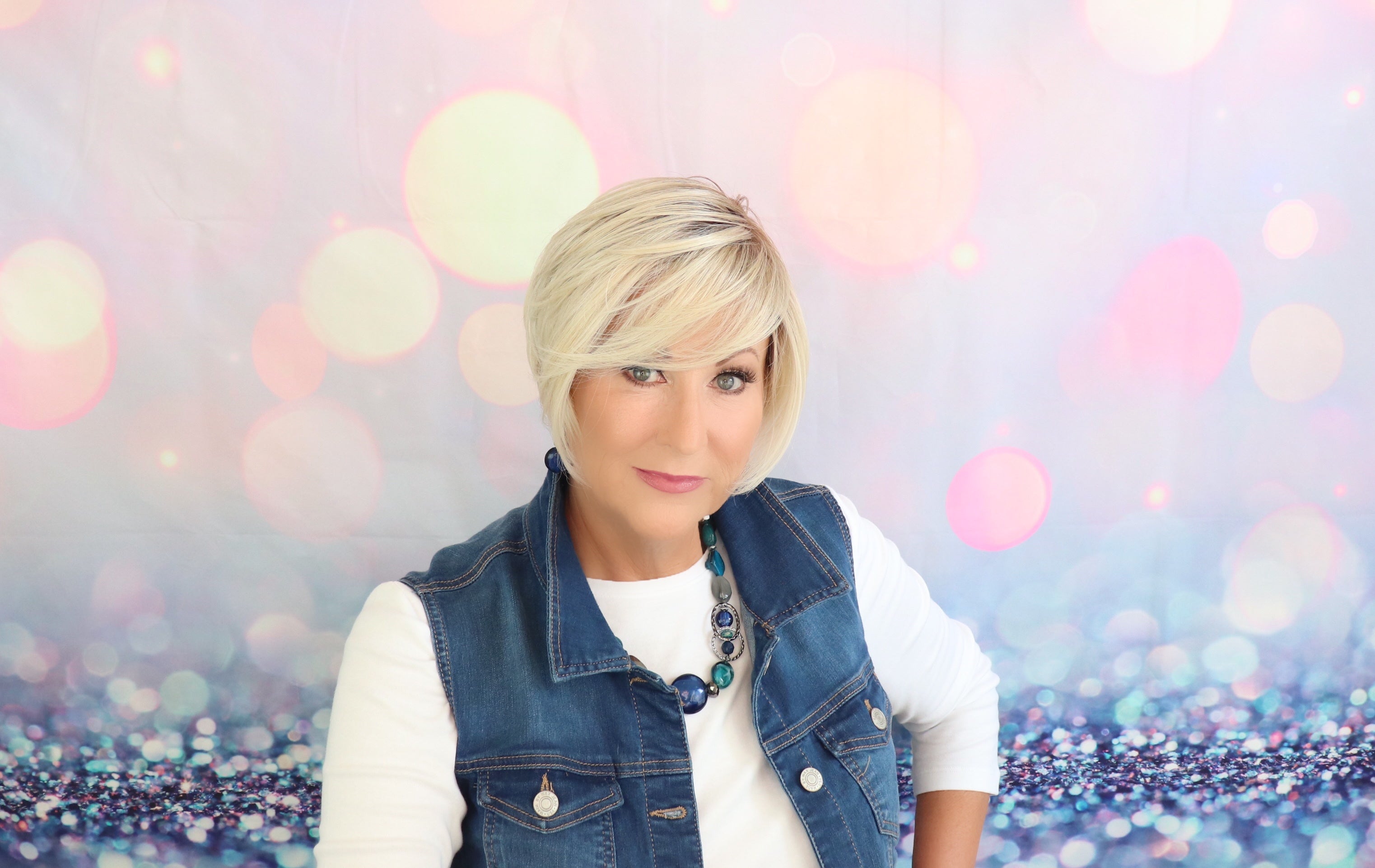 CrazyWigLady's Blog BelleTress Cherry HF Bombshell Blonde - Wig Studio 1