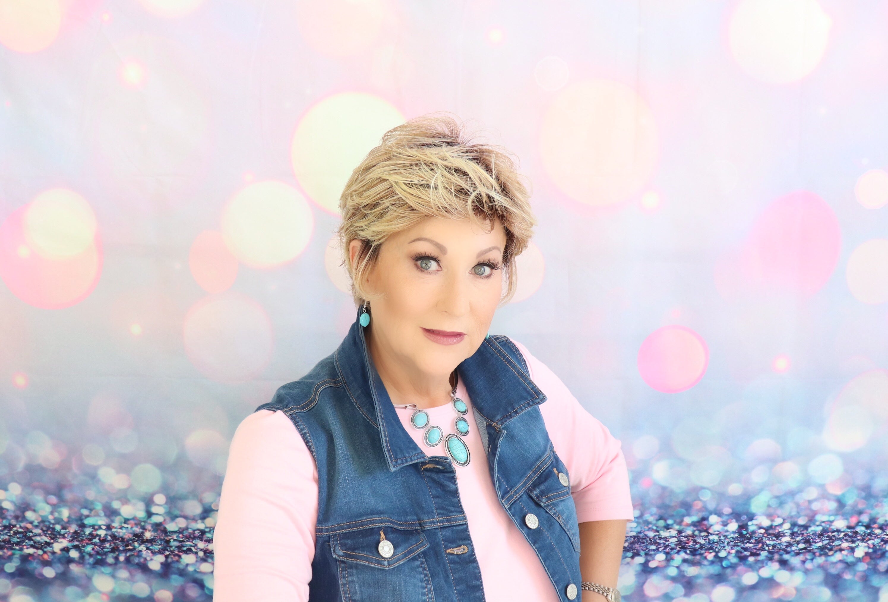 CrazyWigLady's Blog Toni Brattin Salon Select Med. Blonde - Wig Studio 1