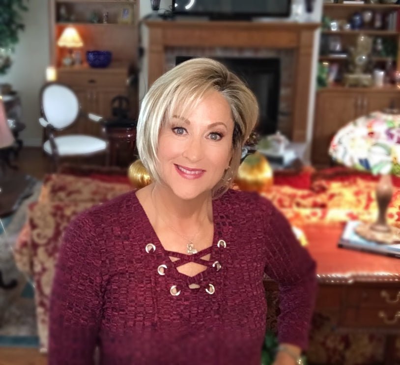 Crazywiglady's Review of Classic Cool by Raquel Welch - Wig Studio 1