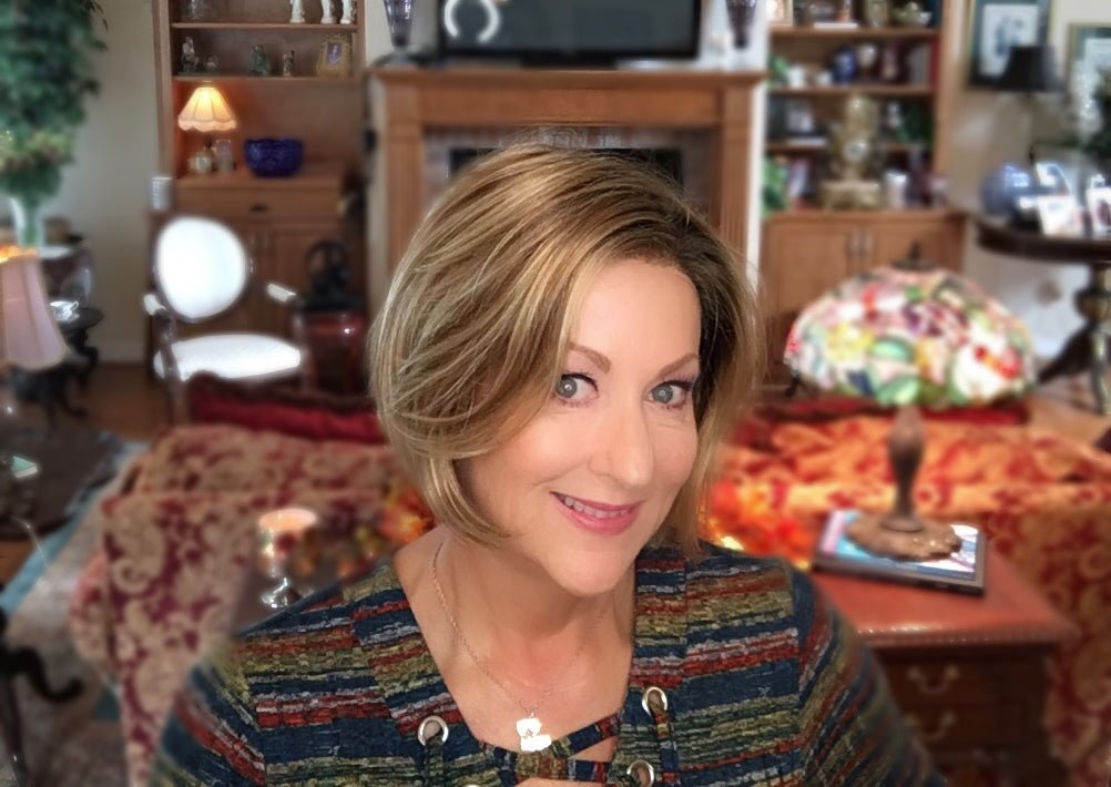 Crazywiglady's Review of Elisha by Jon Renau in 14/26S10 - Wig Studio 1