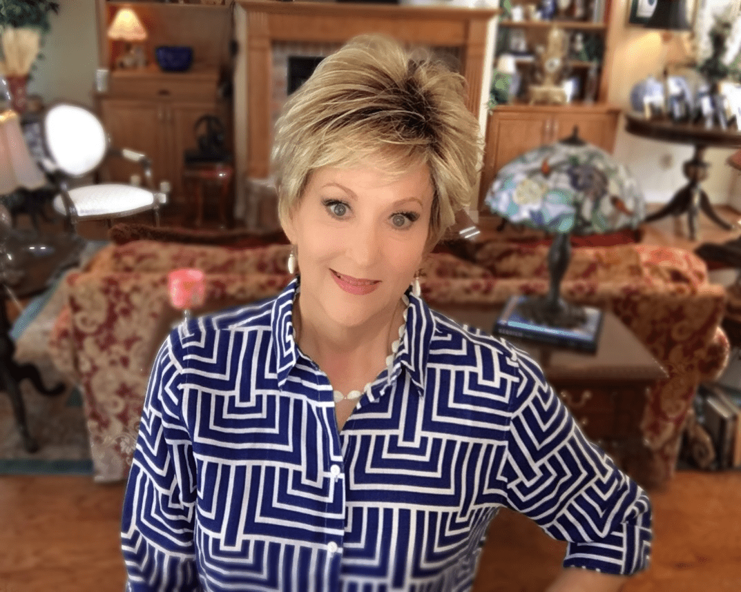 Wig Review by Crazy Wig Lady! Go For It by Raquel Welch - Wig Studio 1