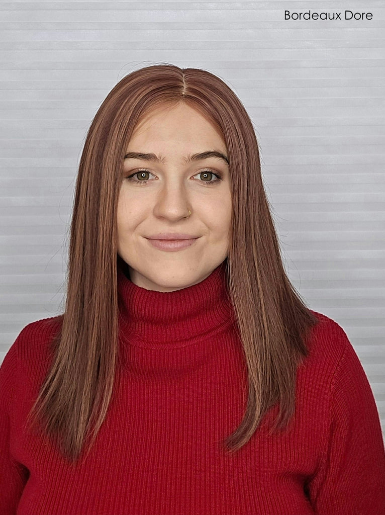 Megan wearing Jacey in color Bordeaux Dore