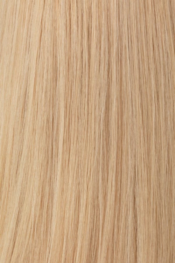 Light golden blonde hair texture
