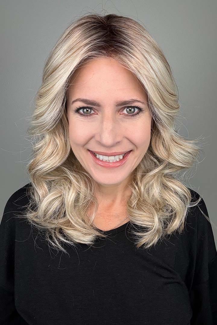 Belle tress “Elle” lux handtied cap wig in color Chocolate buttercream New Belle Tress Priestly Wig | Hand-Tied Lux Se Collection  main image 3