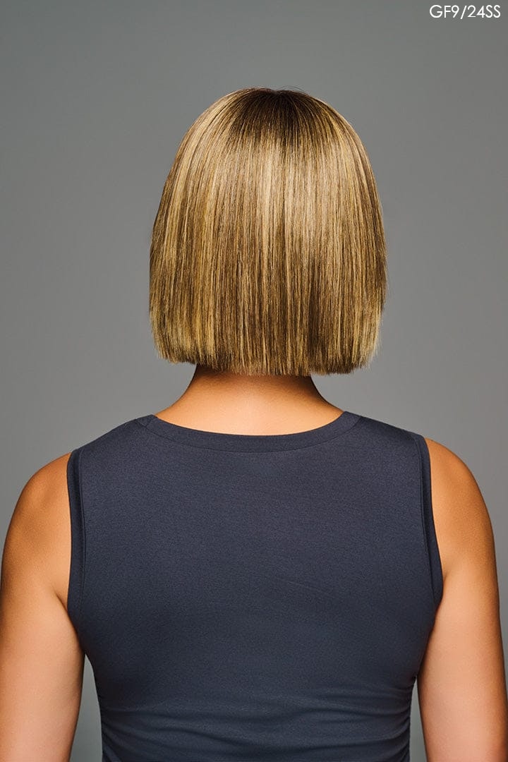 Model wearing Cutting Edge wig by Gabor in GF9/24SS | Back