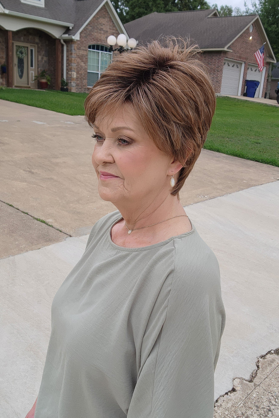 Home Pebbles by Henry Margu | HF Synthetic Wig | Basic Cap