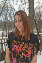 Woman wearing shoulder-length red wig (Megan by PUSH Hair in color Pumpkin Pie Spice R)