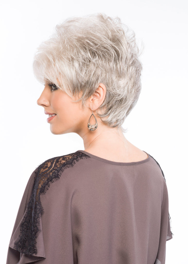 14HL8 | Brown with 5% Dark Beige Blonde Highlights