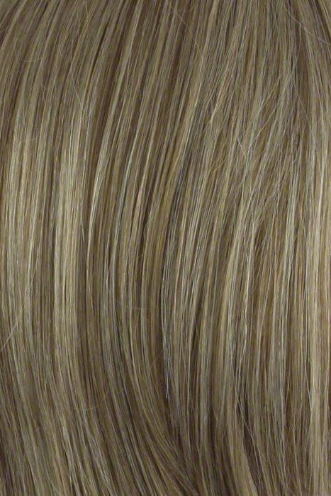 Dark Blonde | A warm honey blonde with soft low-lights and gentle high-lights blended in