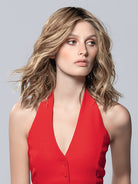 Demi Mono by Ellen Wille: long wavy bob wig with blonde highlights and a natural lace front.