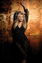 Feature Length by Raquel Welch | HF Synthetic Lace Front Wig | Mono Top - Wig Studio 1