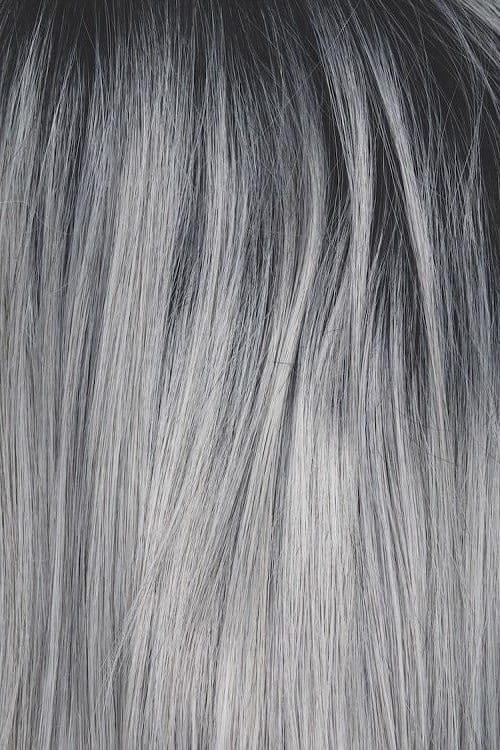 Silver Mist | Different hues of white, silver, ivory and ice