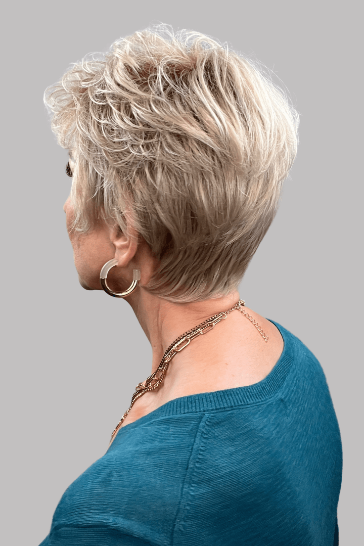 Open Box | S100 Hope wig by WigPro | Heat Friendly Synthetic Hair | Average Cap | 32/130 - Wig Studio 1