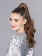 Woman wearing Shake by Ellen Wille in Chocolate Mix | Curled 1
