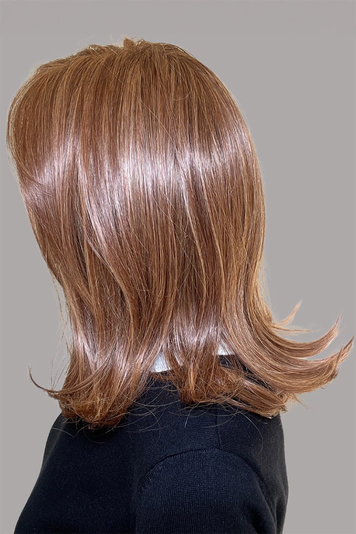 Showrunner by Raquel Welch | HF Synthetic Lace Front Wig | Mono Top - Wig Studio 1