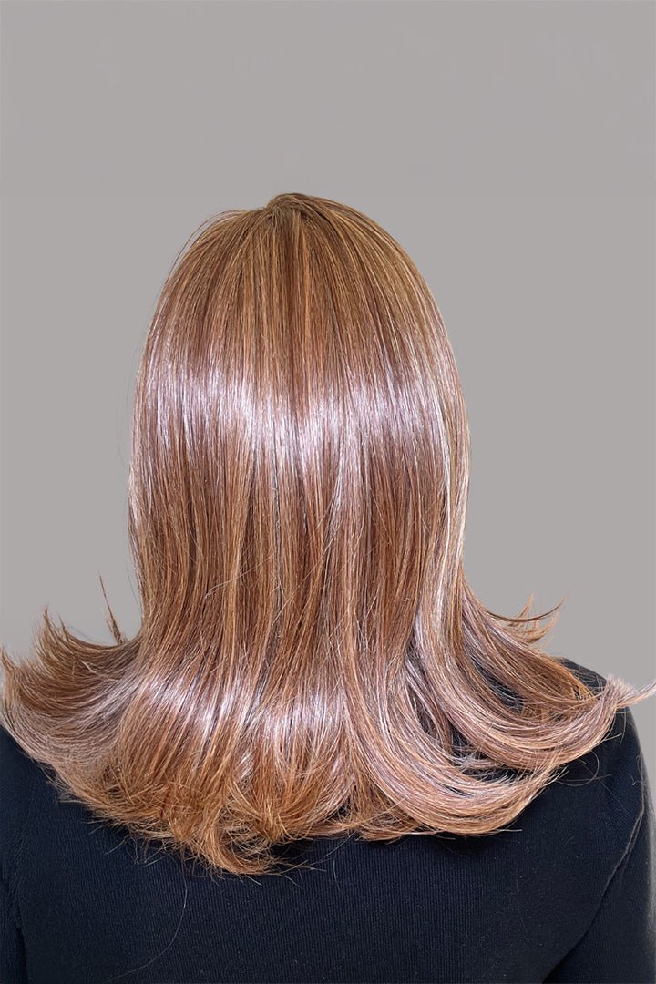 Showrunner by Raquel Welch | HF Synthetic Lace Front Wig | Mono Top - Wig Studio 1