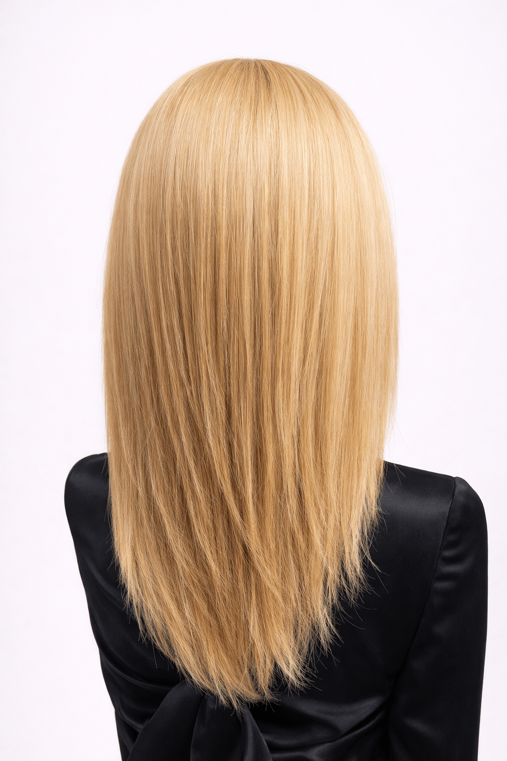 Miel | Featuring a light golden blonde and honey blonde blend, Miel is a warmer, rich blonde shade with a sunny, golden glow.