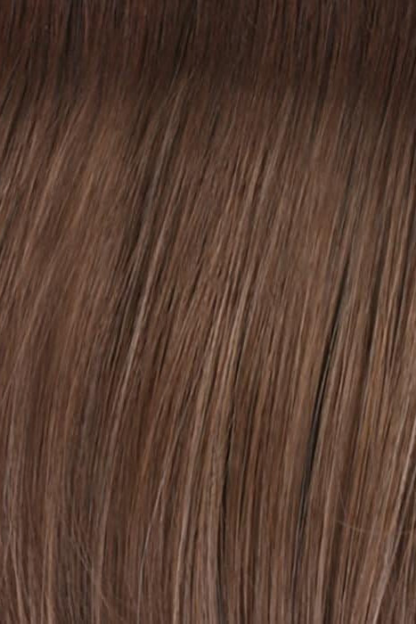 SS12/20 | SS Toast | A rooted medium brown / brunette shade built around toast. The darker root gives the color extra depth while the lengths show the lighter blended tones.