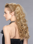 Woman wearing Tropical by Ellen Wille in Sahara Beige | Side 3