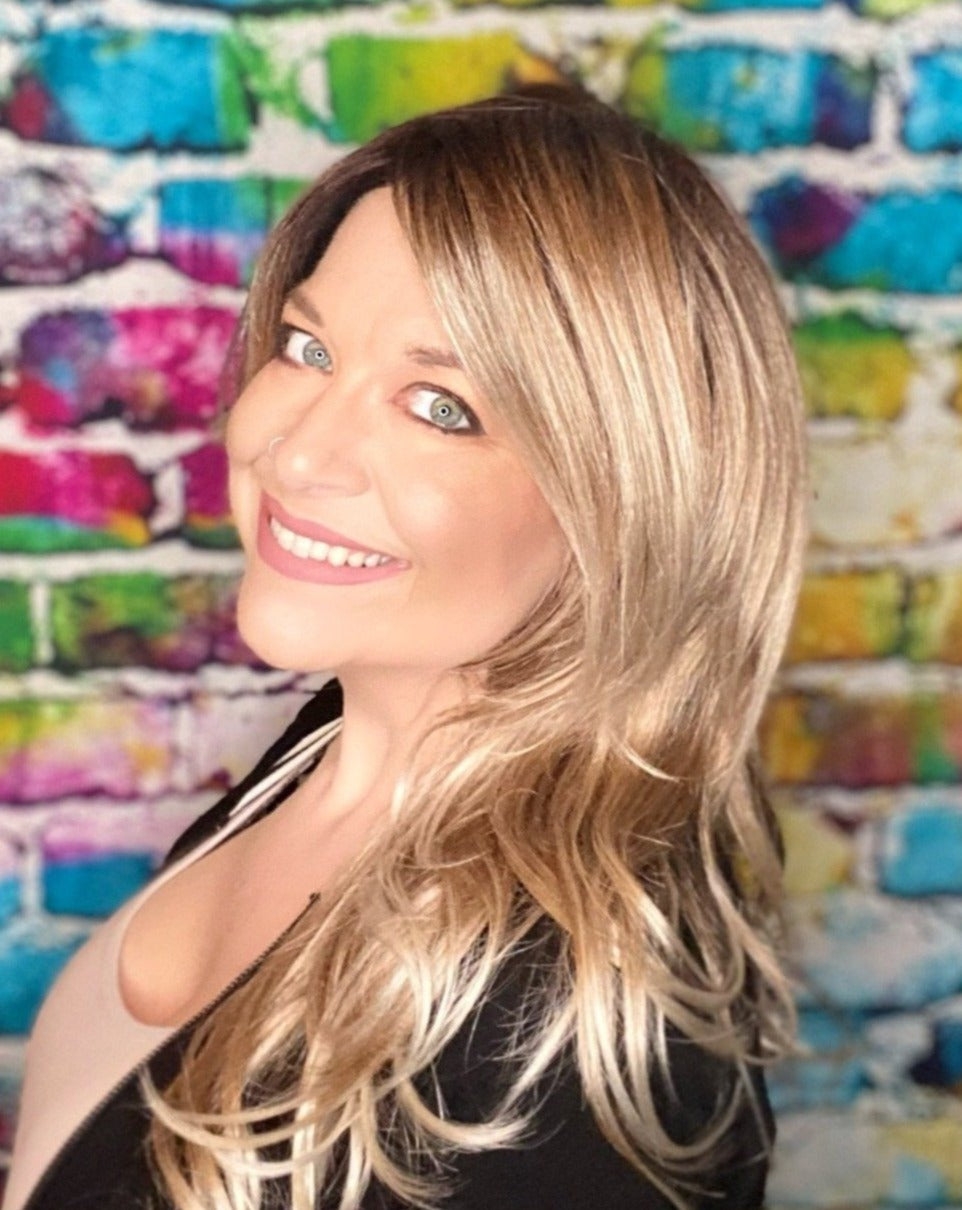 Royce Wig by Amore | Mono Top