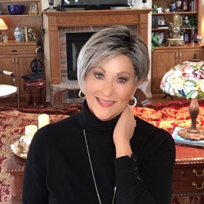 Open Box | Perry Wig by Estetica | Synthetic Hair | Average Cap | RH1488RT8